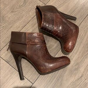 Jessica Simpson bootie